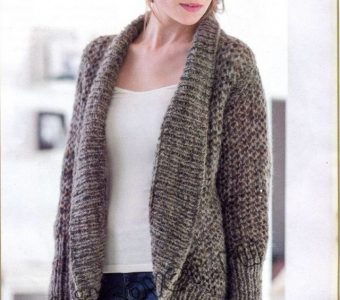 Модная модель вязаного жакета для полных женщин (Вязание спицами)