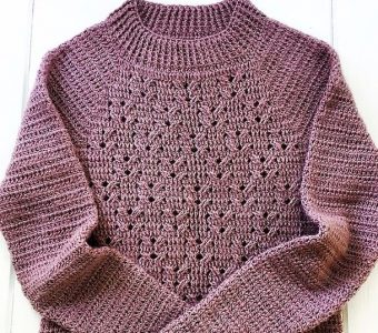 Мохеровый свитер с рельефными узорами (Вязание крючком)