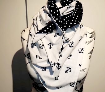 Треугольный шарф с колечком, обрамляющим отверстие (Шитье и крой)