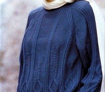 Стильный пуловер с рельефным узором (Вязание спицами)